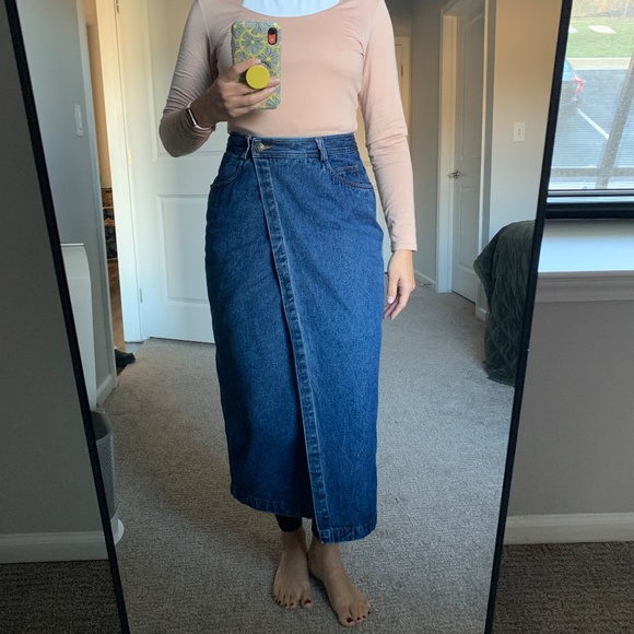90s Vintage The Limited Denim Wrap Skirt, Sz 4/26, Like New - Picture 3 of 13